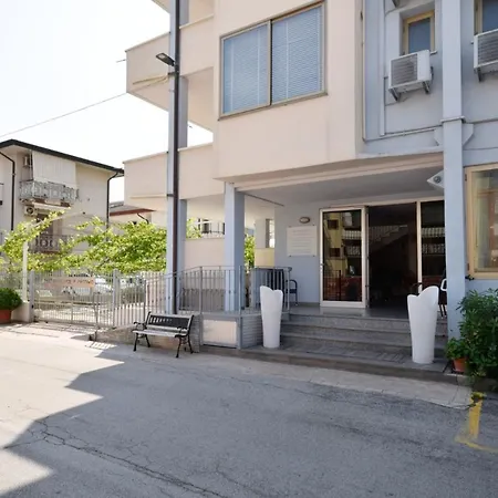 Yourbanflat Sant'antonio 13 Apartment *
